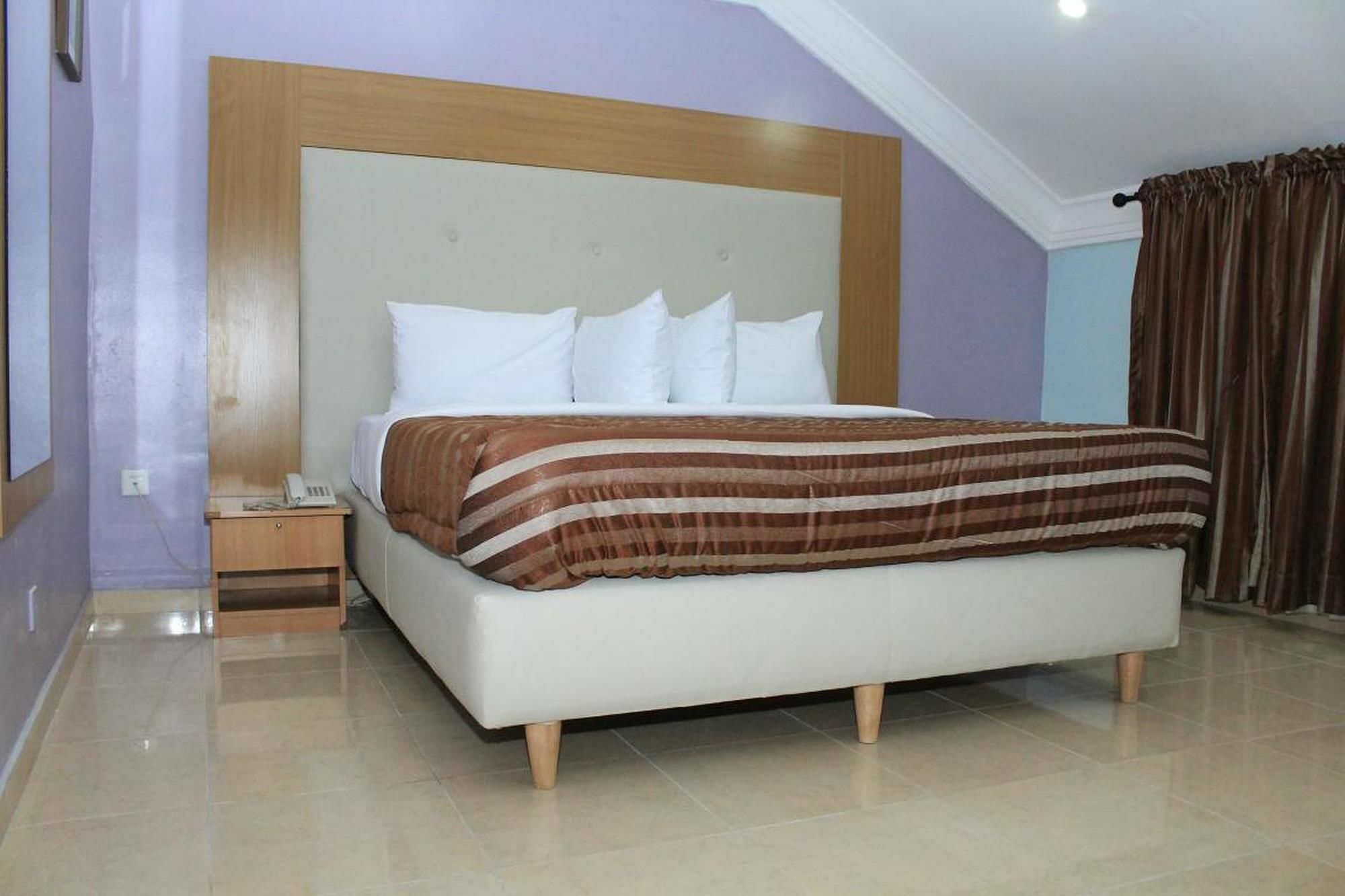 Chateux De Atlantique Hotel Aliayabiagba Экстерьер фото