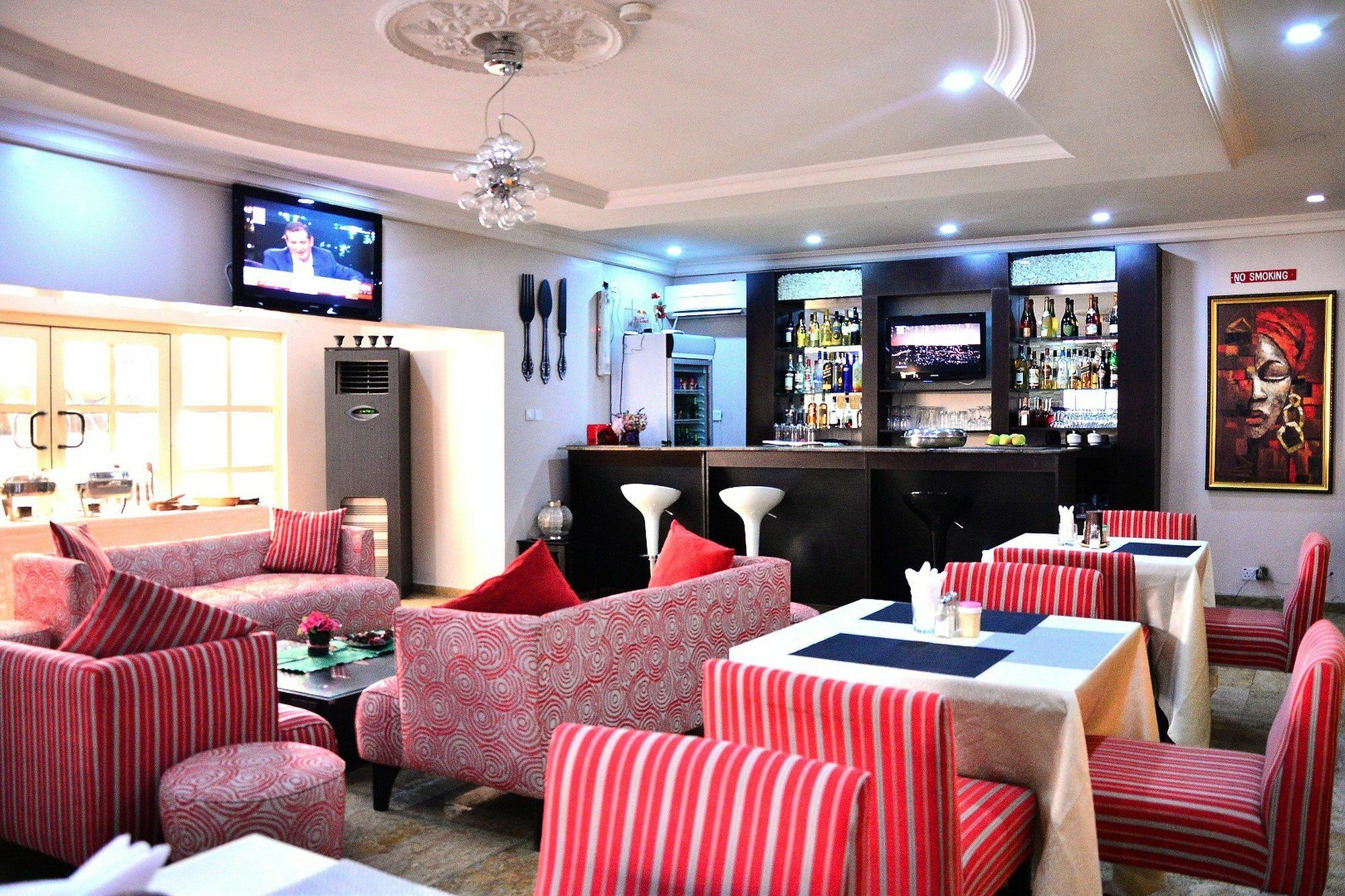 Chateux De Atlantique Hotel Aliayabiagba Экстерьер фото