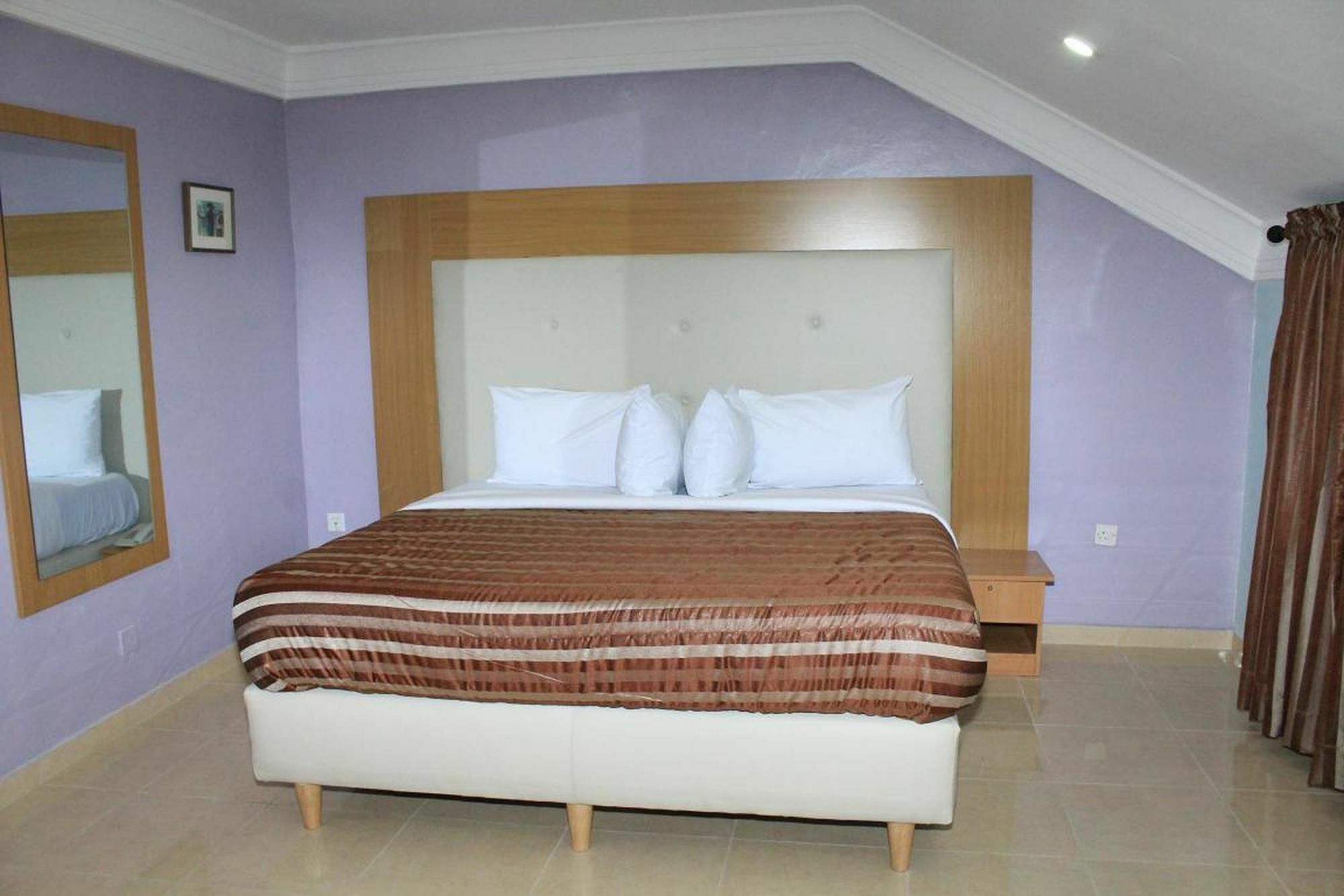 Chateux De Atlantique Hotel Aliayabiagba Экстерьер фото